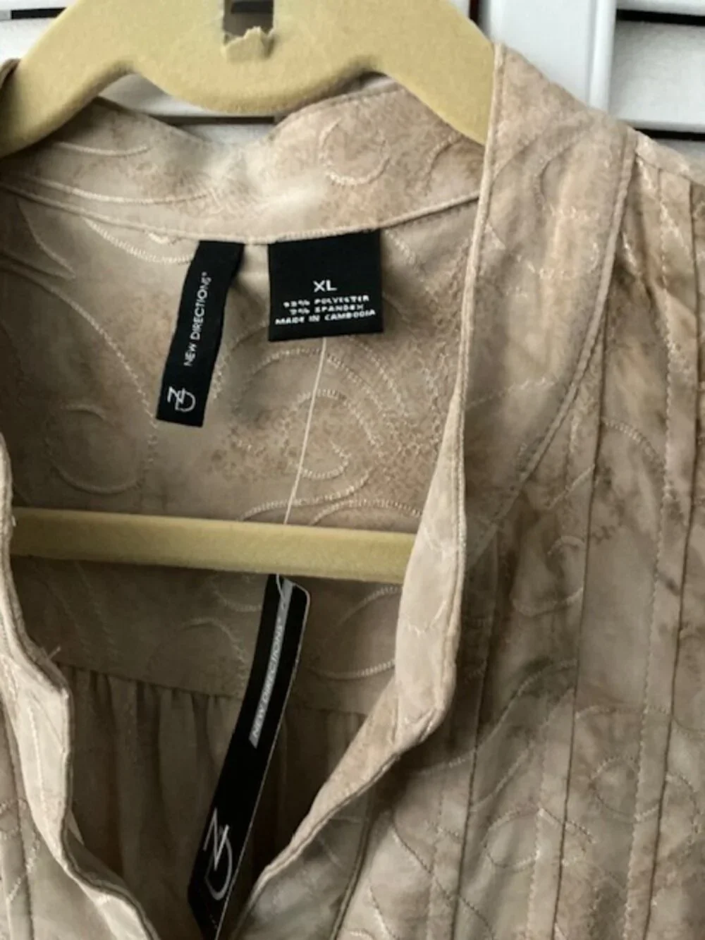 Ladies New Directions Pleated Button-up Tunic